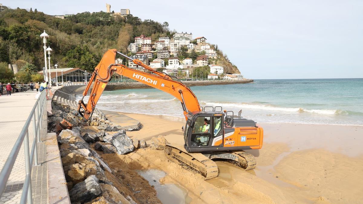 Los daños en el paseo de Ondarreta fueron notables