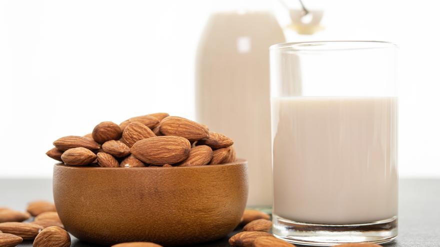 Alimentos que ayudan a absorber mejor el calcio en tu organismo