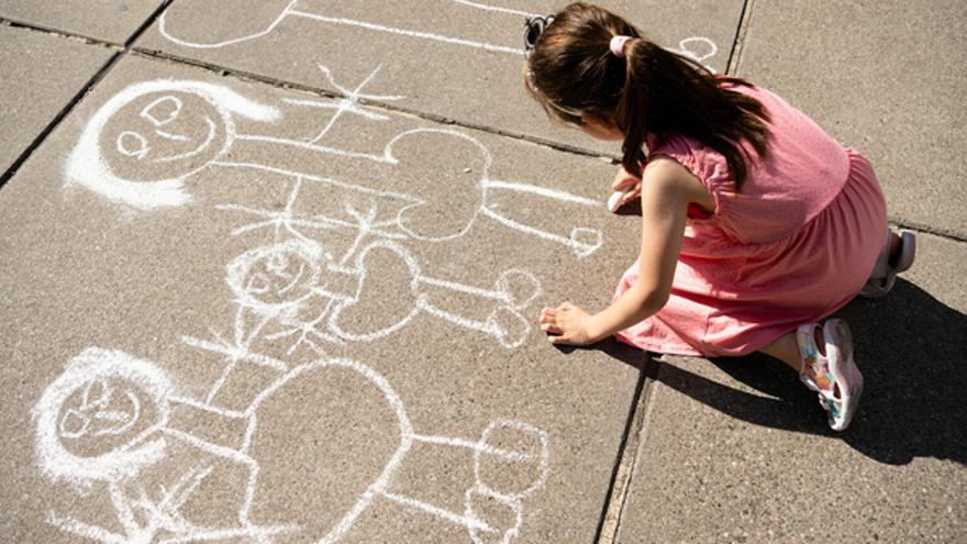 Cuando fomentamos la participación de niños y niñas en sus comunidades, promovemos también sus habilidades de protección, autonomía, resiliencia y comunicación.