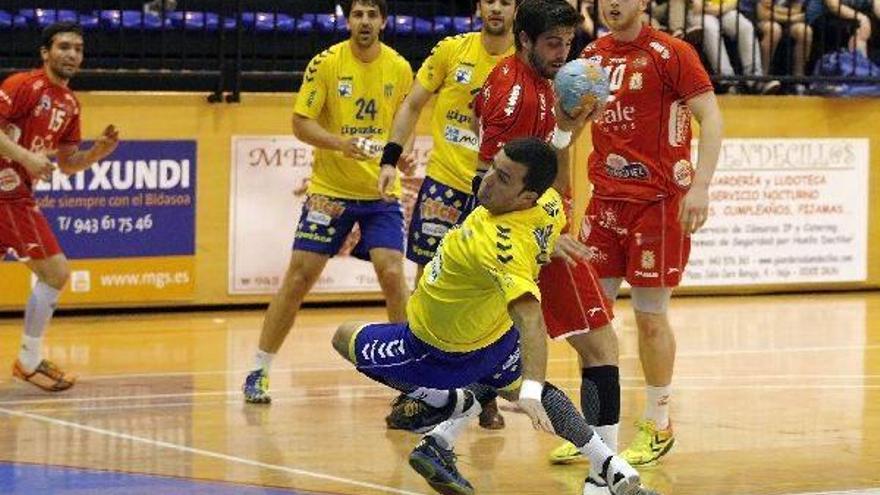 Una imagen del Bidasoa-Ademar, la pasada temporada.