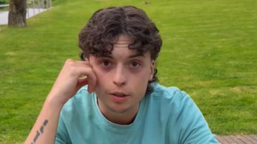 Un aficionado zurigorri, en huelga: "Hasta que el Athletic no gane 5 partidos no me corto el pelo"