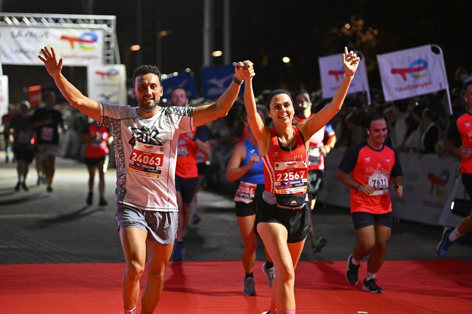 El Bilbao Night Marathon, en imágenes