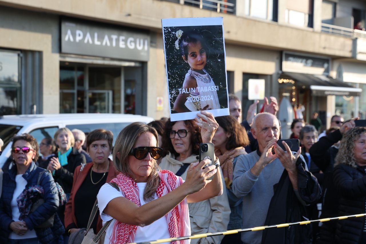 La solidaridad con Palestina llena las calles de Donostia