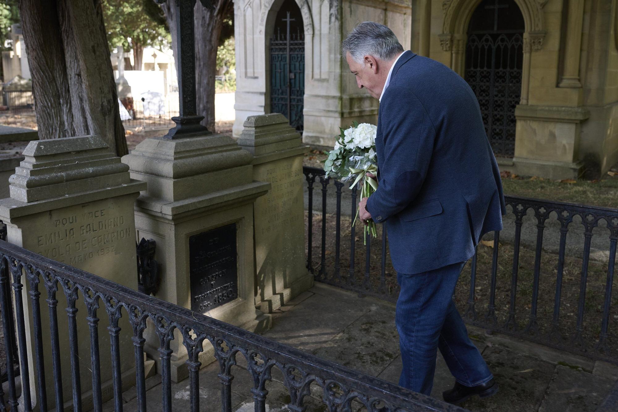 Homenaje a Pablo Sarasate en el cementerio de San José