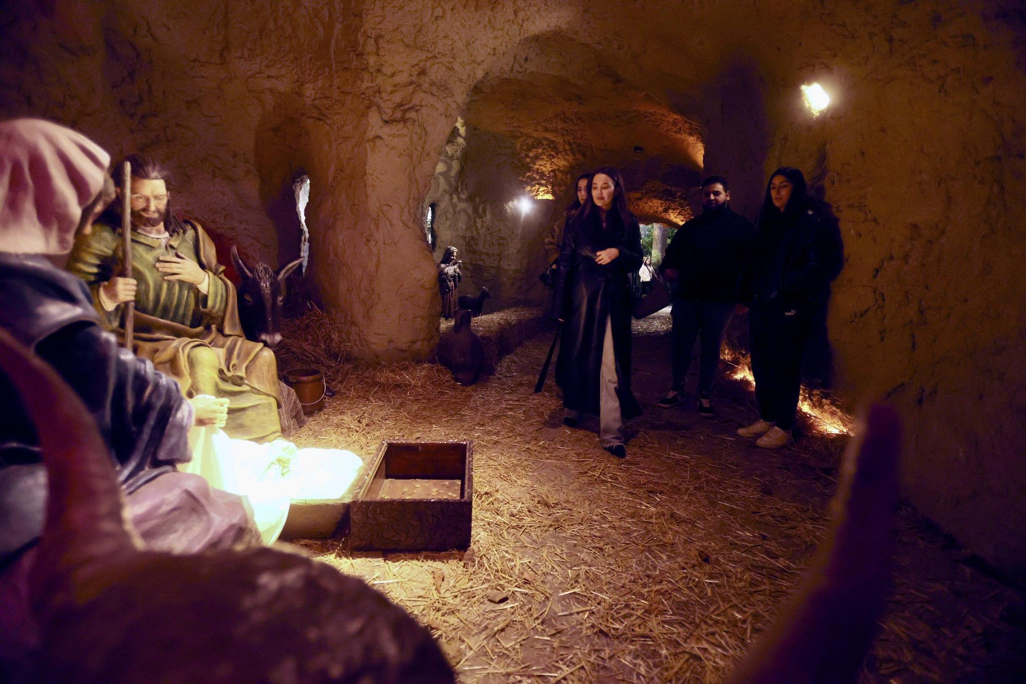 La Florida se sumerge en la Navidad con su mercado y el Belén