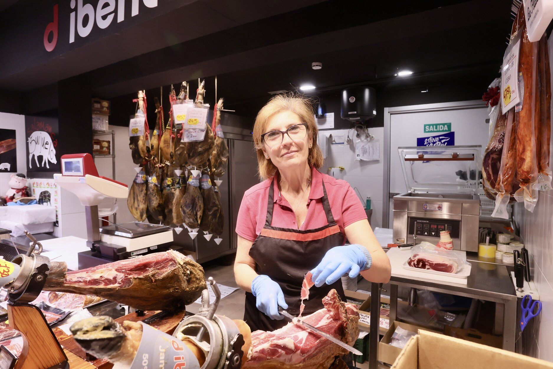 En imágenes: La despensa de Vitoria del Mercado de Abastos cumple 50 años