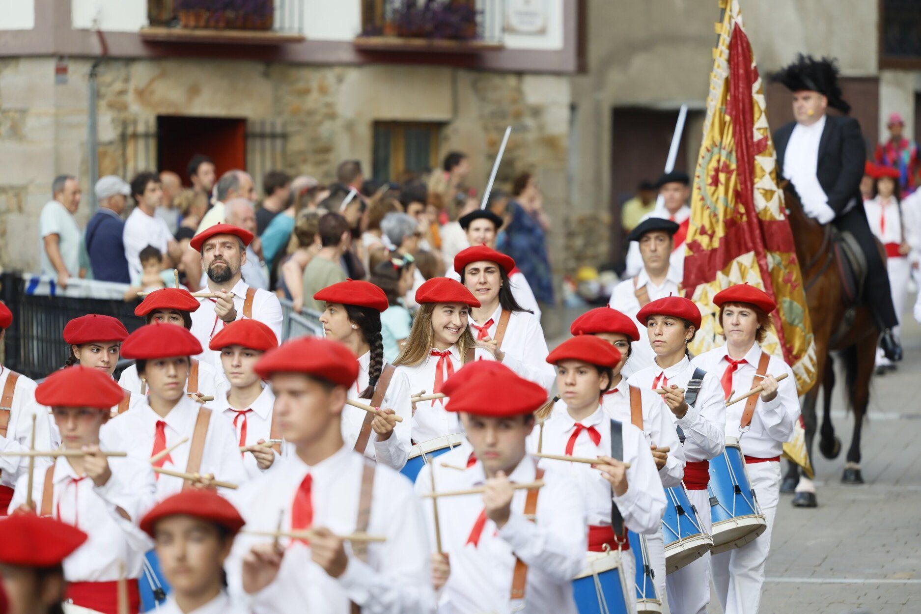 Las mejores imágenes del Alarde de Antzuola