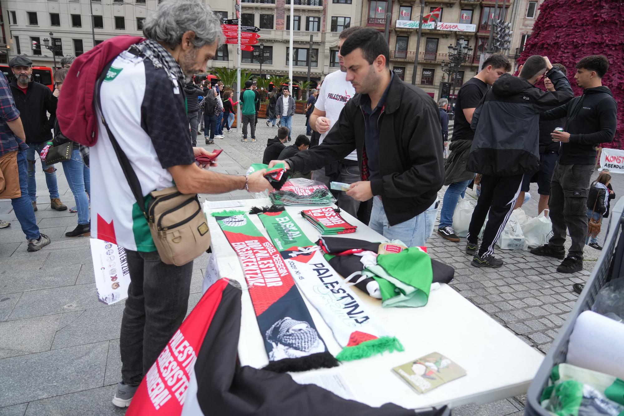 Euskal Herria se vuelca con el partido Euskal Selekzioa - Palestina
