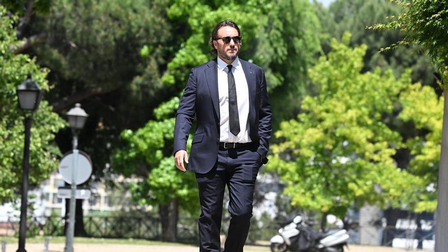 Francisco de Borbón queda en libertad bajo fianza con la prohibición de salir de España