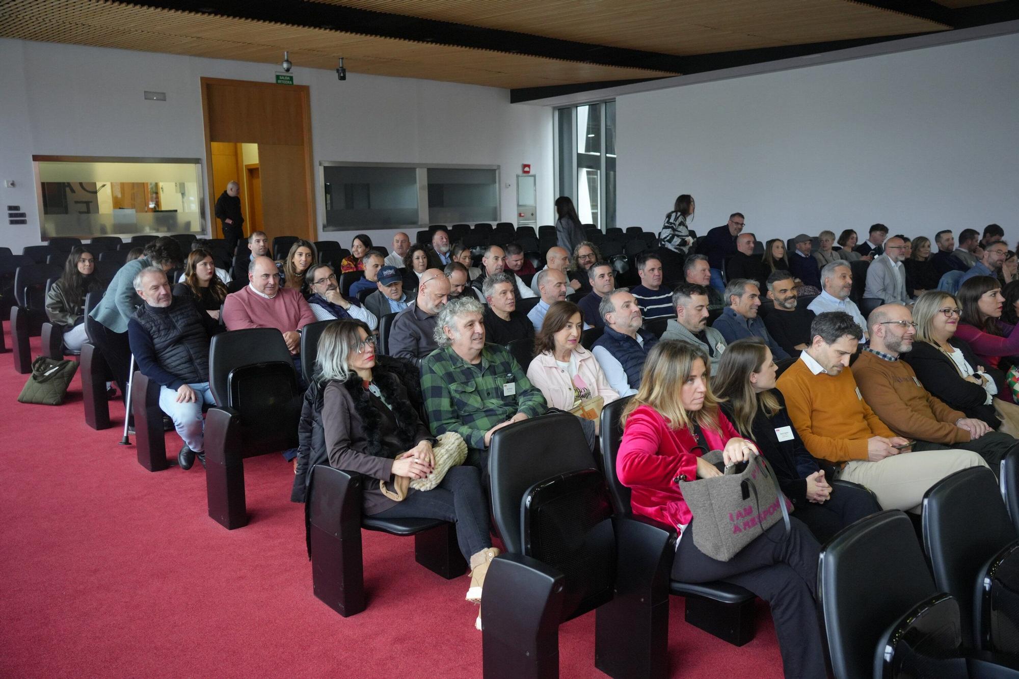 La cita anual de BNI en Álava reúne a profesionales de 140 empresas alavesas