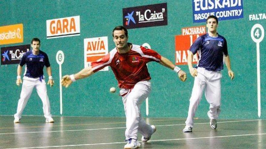 Oinatz manda en Eibar