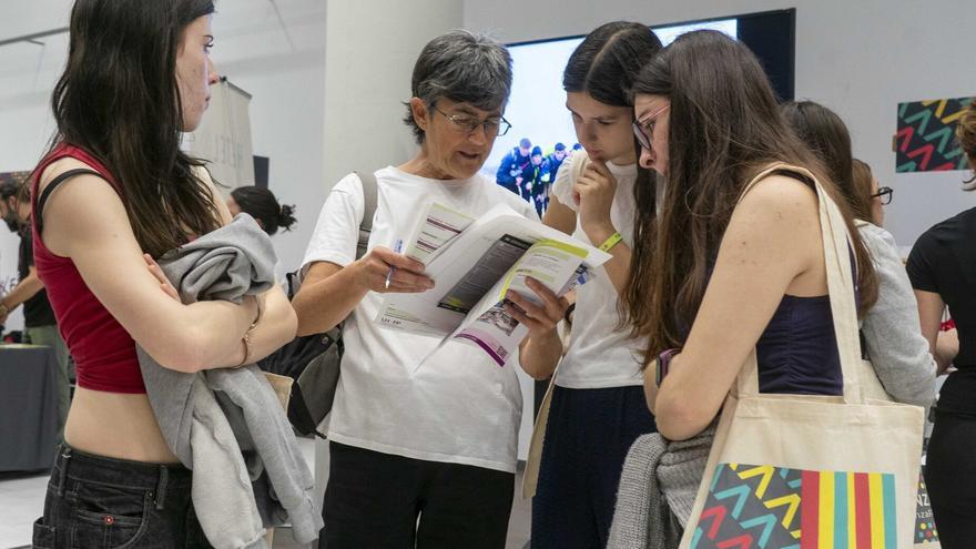 "Está bien venir a la feria para conocer más opciones, no solo existe la universidad y el máster"