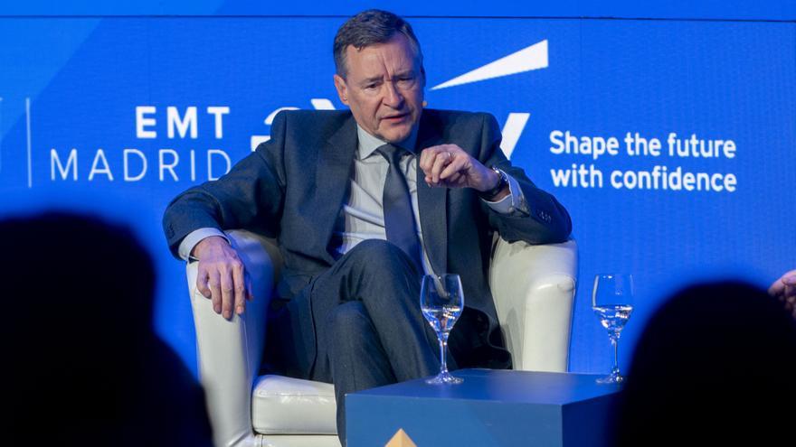 Ángel Simón es nombrado nuevo presidente no ejecutivo de Indra en sustitución de Ángel Escribano