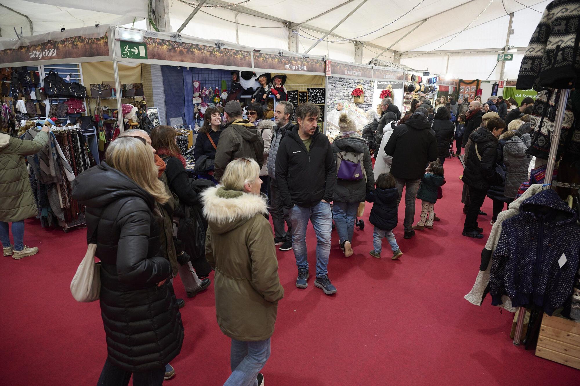 Fotos de la feria de Navidad en la Plaza de Toros