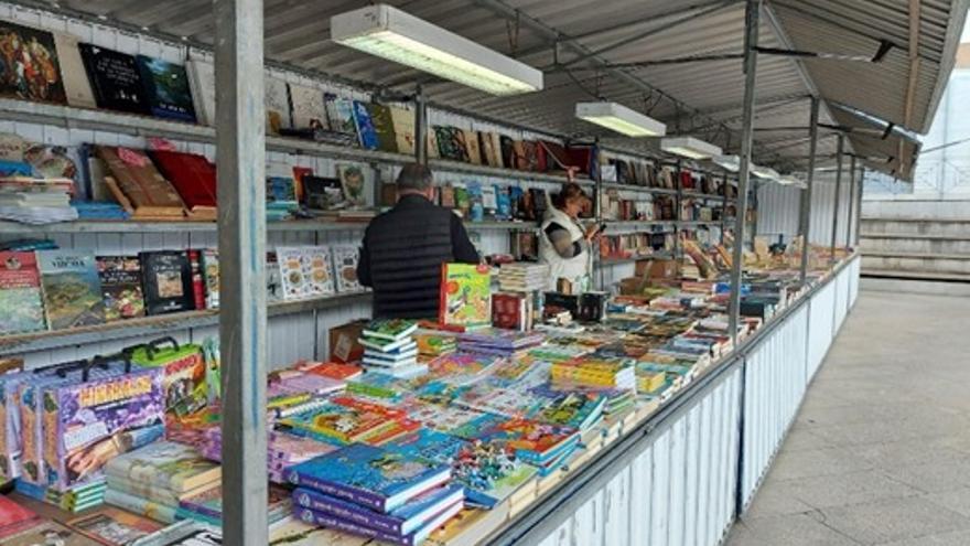 Liburu Azoka Mungiara helduko da ostiralean