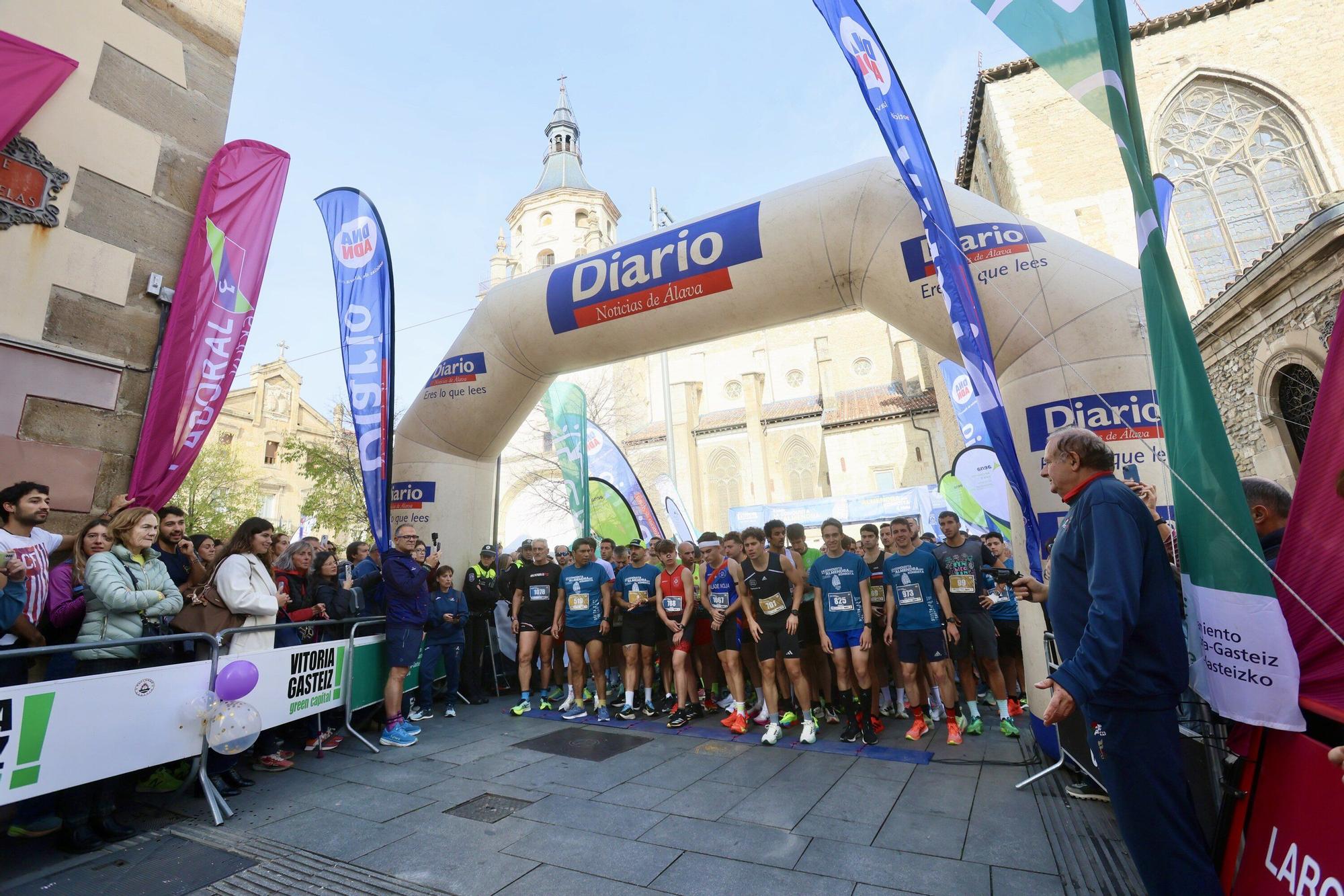 En imágenes: Buen tiempo y buen ambiente en la Conquista de la Almendra (¡Búscate en las fotos!)