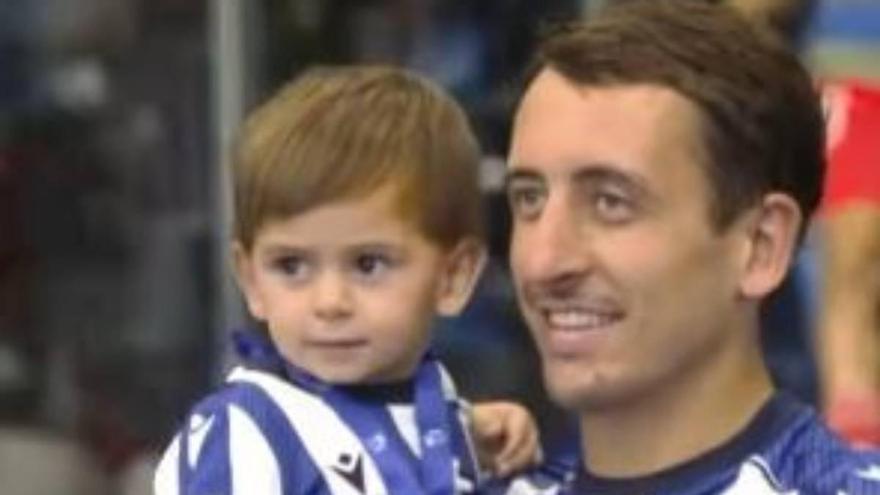 Mikel Oyarzabal y su hijo, protagonistas de LaLiga este fin de semana