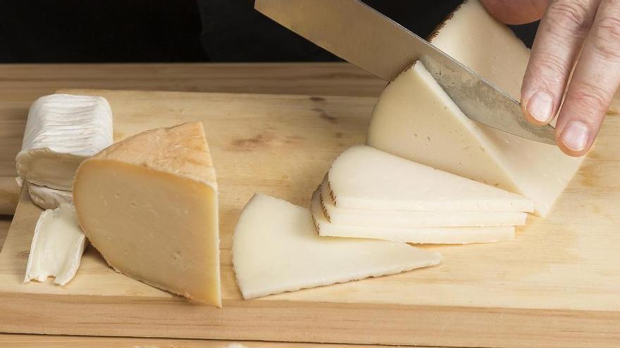 Esto le pasa a tu cuerpo si comes queso todos los días durante una semana