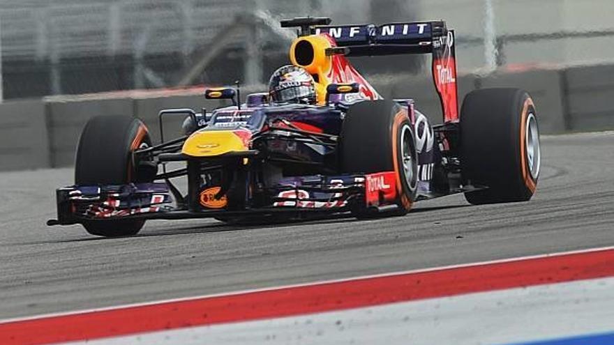 Vettel volverá a salir desde la &#039;pole&#039; en Austin donde Alonso arranca sexto