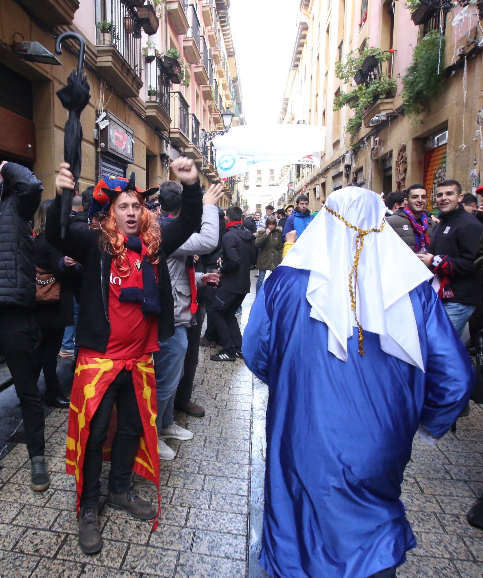 Carnaval rojillo en Donosti