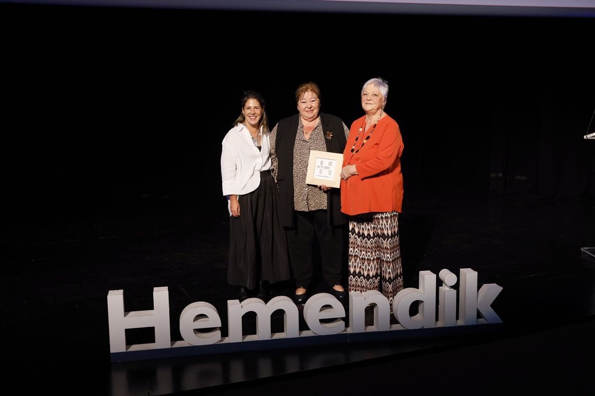 XVIII DEIA Laboral Kutxa Hemendik Sariak Eskuinaldea