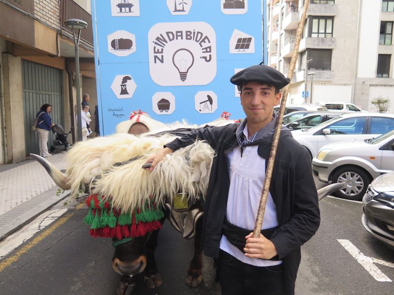 El desfile de la Euskal Jaia de Urretxu, en imágenes