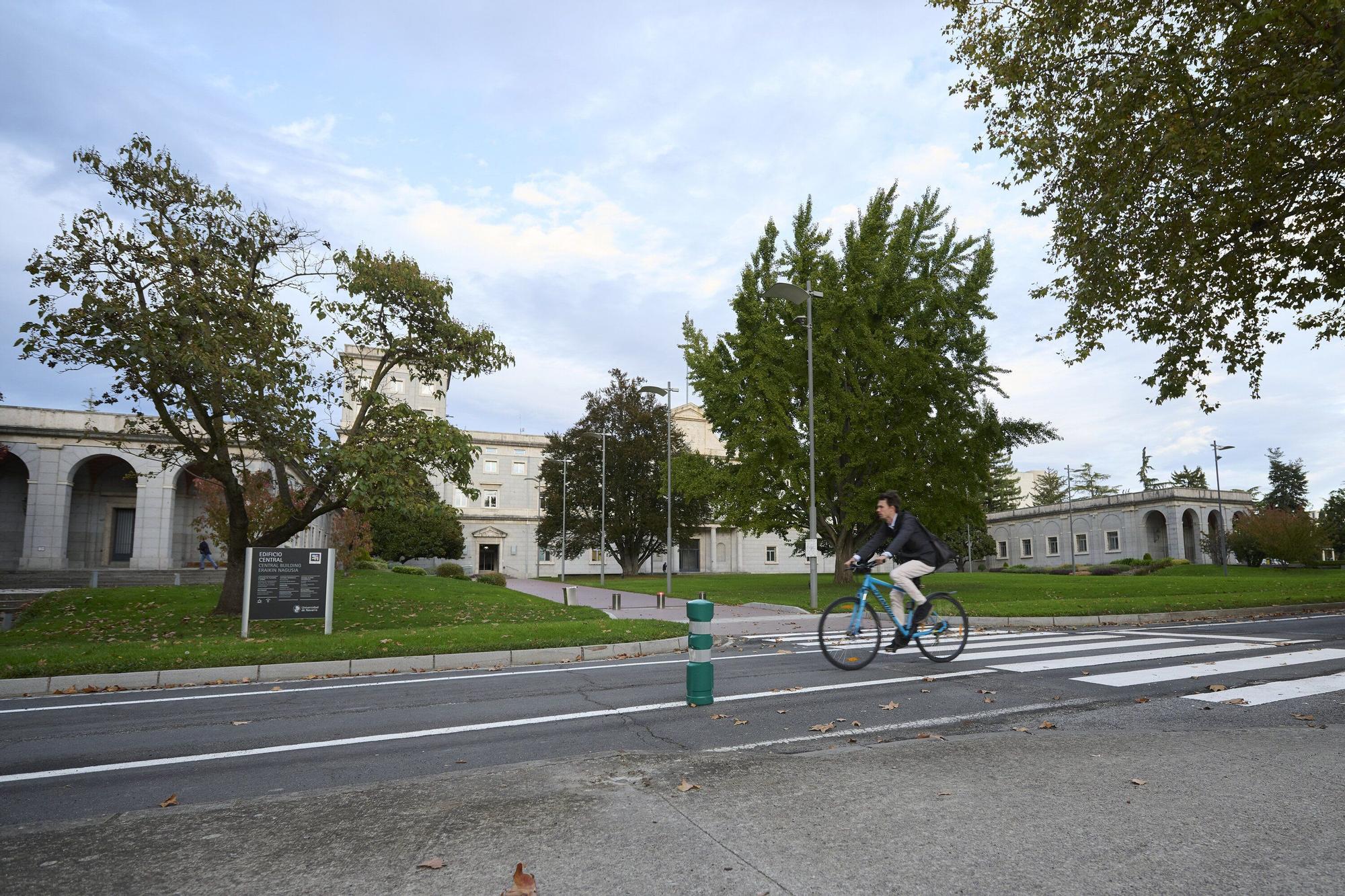 Reapertura de la carretera de la Universidad de Navarra