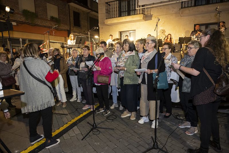 Kantu Afaria y concurso gastronómico en las Agorreko Santikutzak de Legazpi