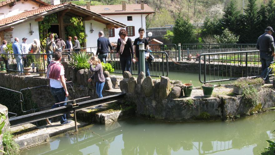 De molino en molino, una marcha popular para descubrir la historia de Zeanuri