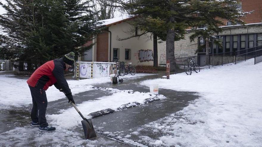 28 personas han sido atendidas en Osakidetza en Vitoria tras caerse por el hielo