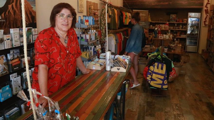 “Soy optimista: al salir a la ventana en Arguedas, ya veo verde en el pinar calcinado”