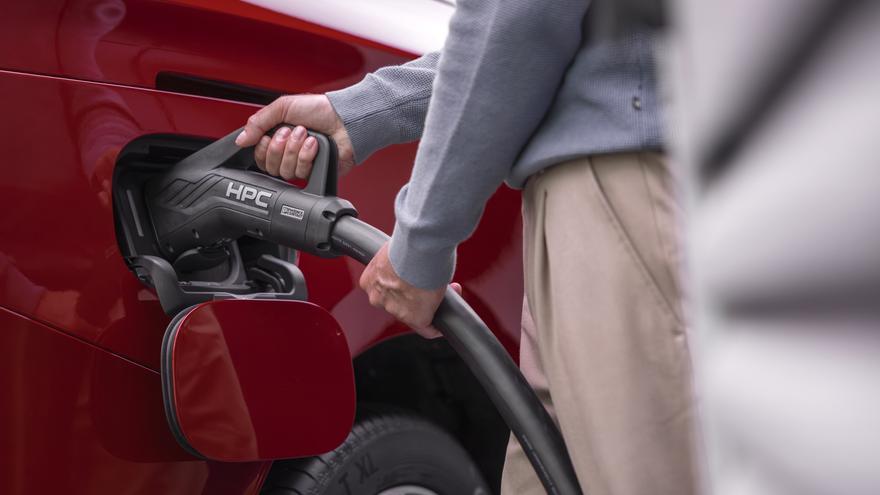 La movilidad eléctrica pisa el acelerador: así ha cambiado en los últimos años