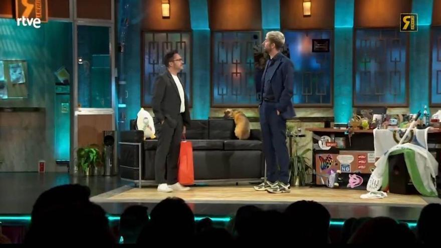 &#039;La Revuelta&#039;: el &#039;troleo&#039; del director de cine Juan Antonio Bayona lleva al programa a conseguir su mejor dato de la temporada