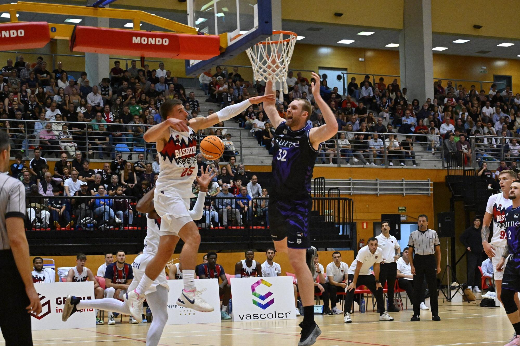 El Bilbao Basket-Baskonia, en imágenes