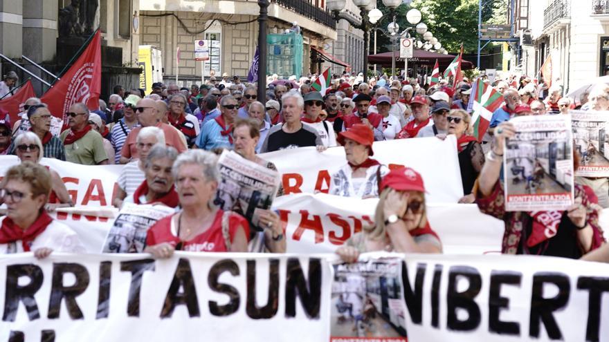 Vecinos del Alto Nervión y pensionistas exigen la “movilidad digna y real” en la línea C3 de Renfe
