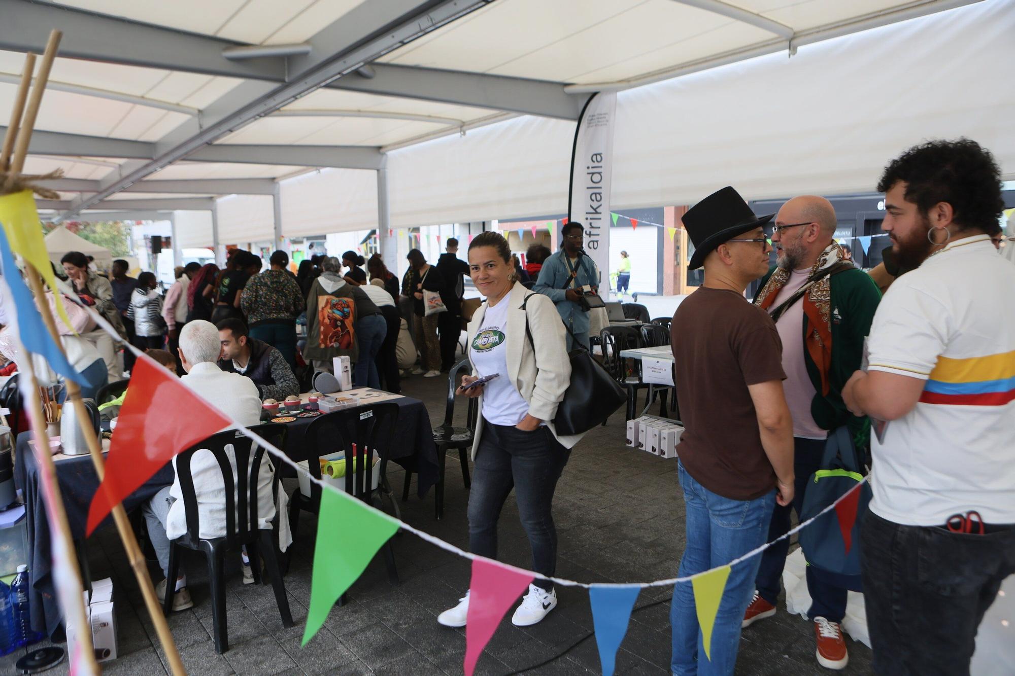 En imágenes: Encuentro intercultural en la plaza Santa Bárbara