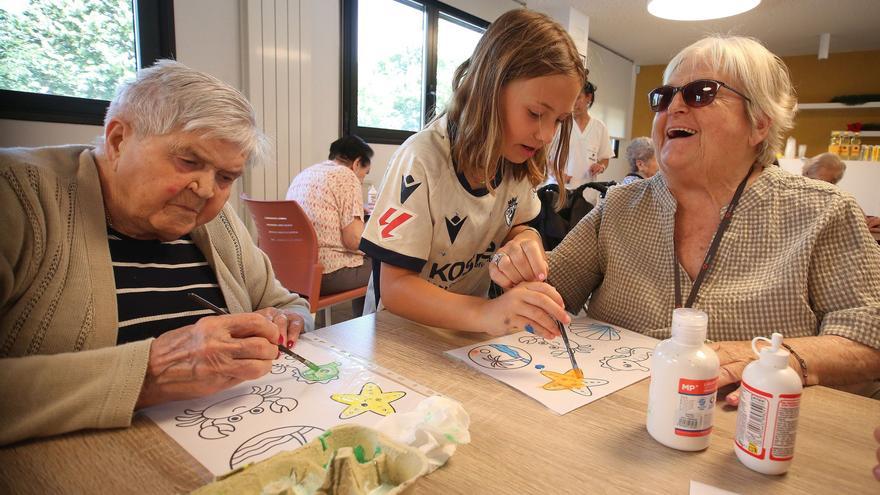 Los más txikis pintan de ilusión la semana  en Amavir