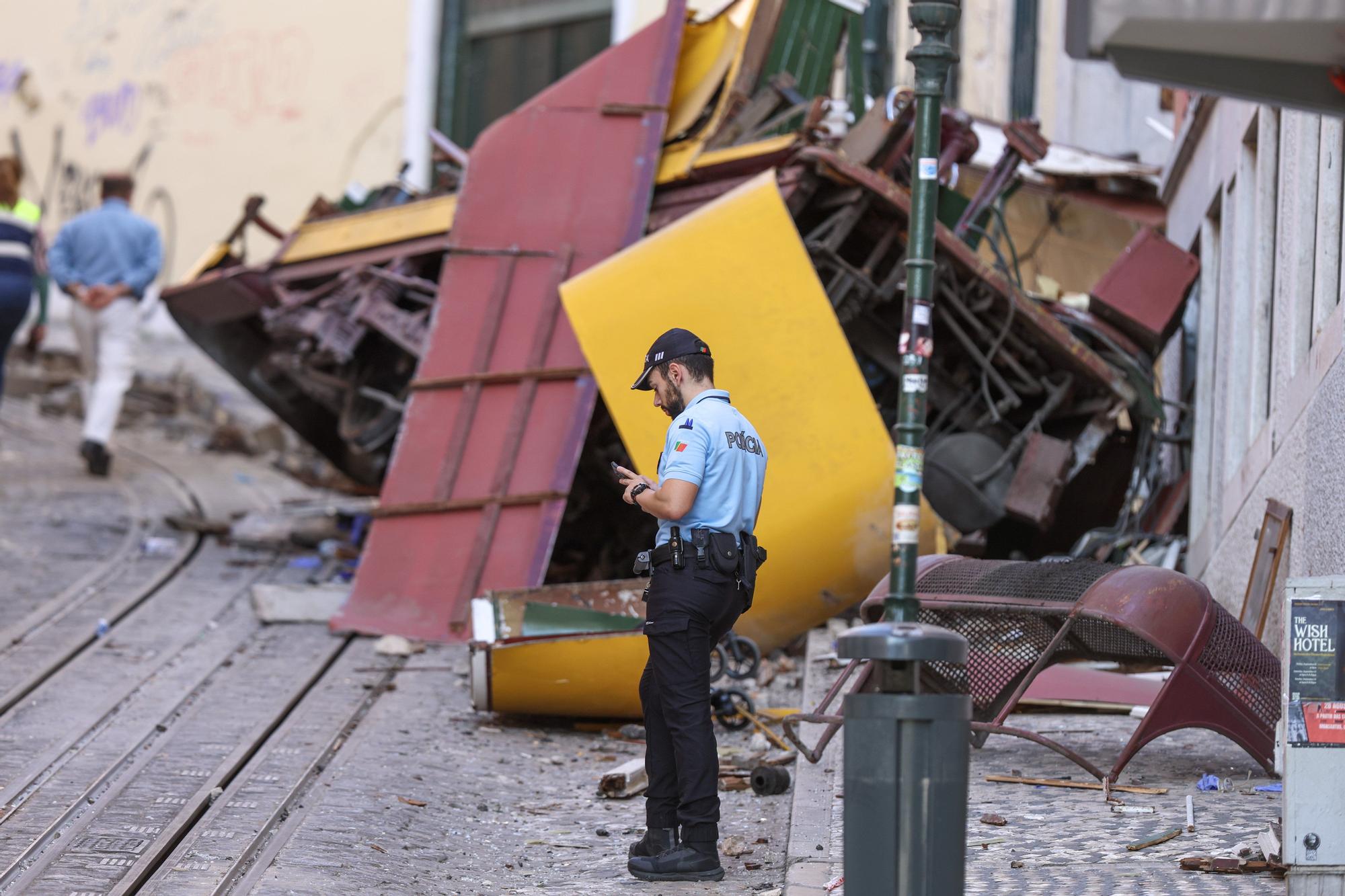16 muertos en el descarrilamiento del Elevador de Gloria en Lisboa