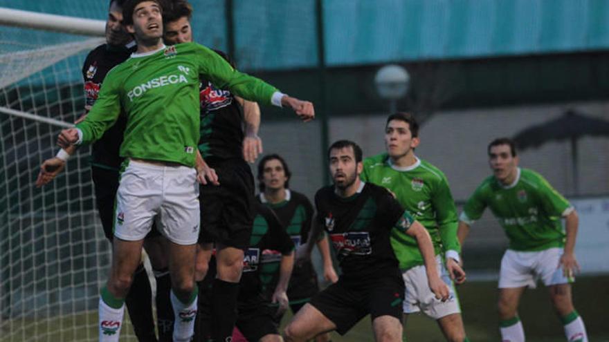 El San Juan vence al Pamplona con dificultad