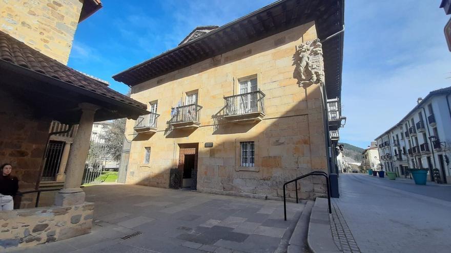 Aretxabaleta aplicará subidas selectivas en tasas e impuestos para 2026 y bonificará a nuevos comercios