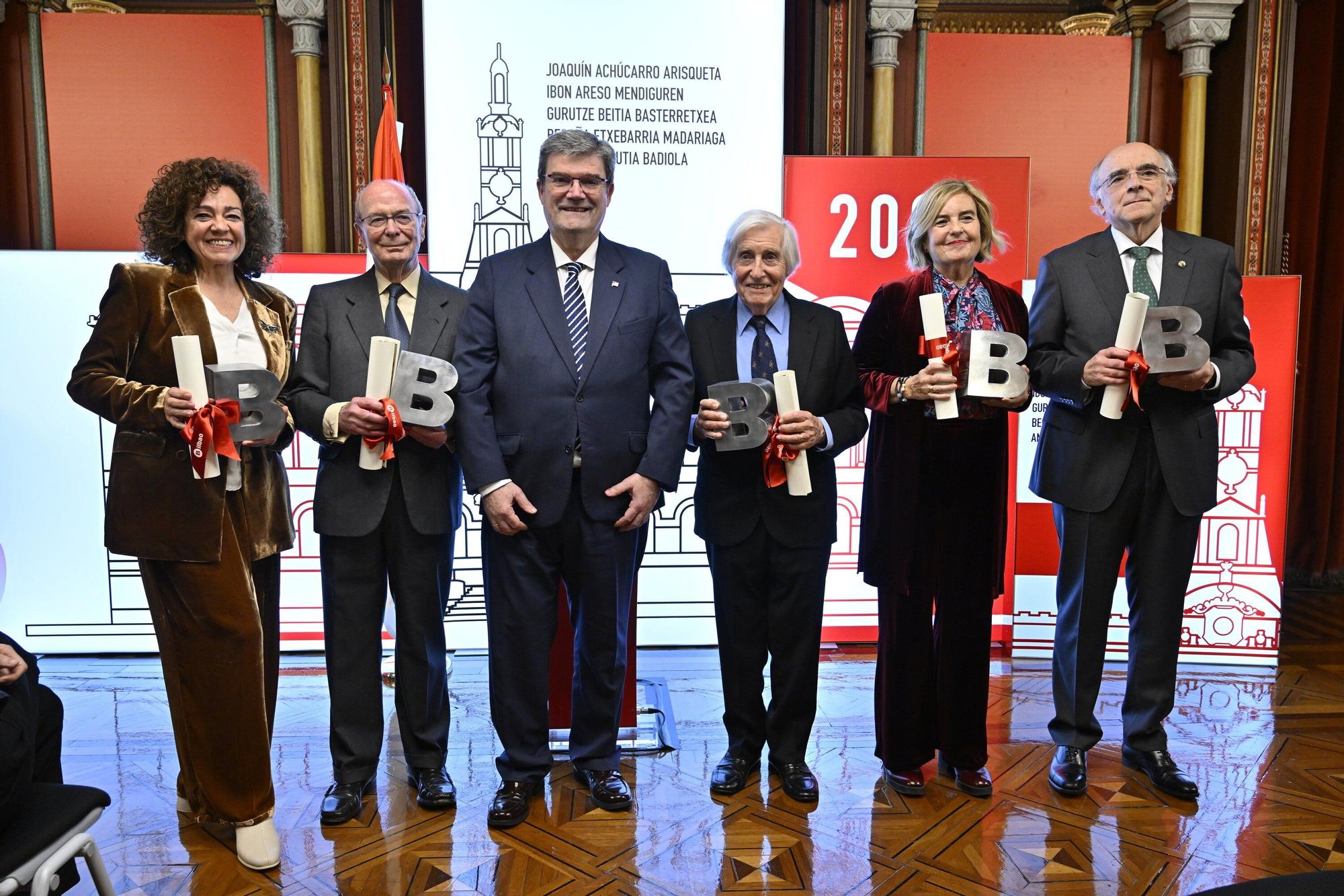 En imágenes: Bilbao reconoce a sus Ilustres
