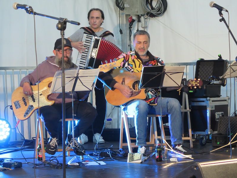 El Día de las Cuadrillas de fiestas de Urretxu, en imágenes