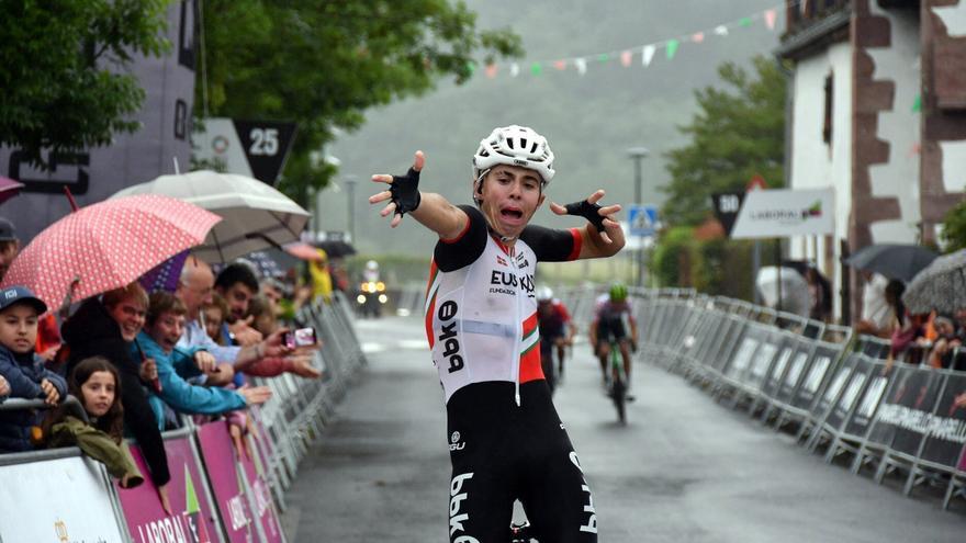 Marco Martín se impone en la tercera etapa de la Vuelta a Navarra