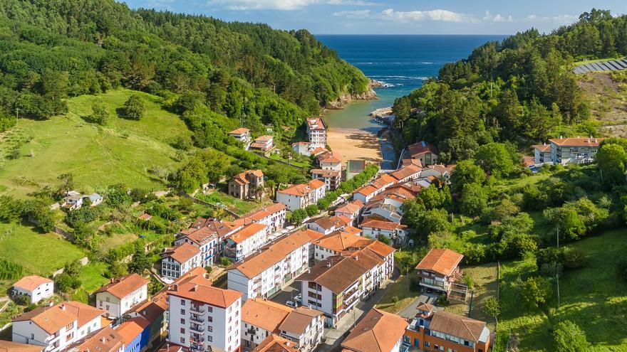 Jaurlaritzak 46.000 euro emango dizkio Eako Udalari itsasertzeko lerroaren saneamendu integralari laguntzeko