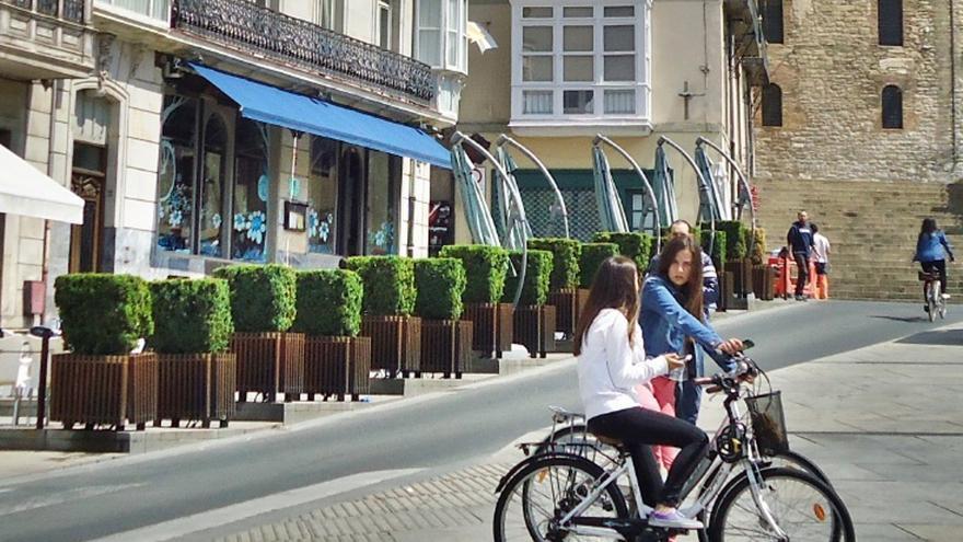 Txirrindularientzako ibilbideen mapa eguneratu du Gasteizko Ingurumen Gaietarako Ikastegiak