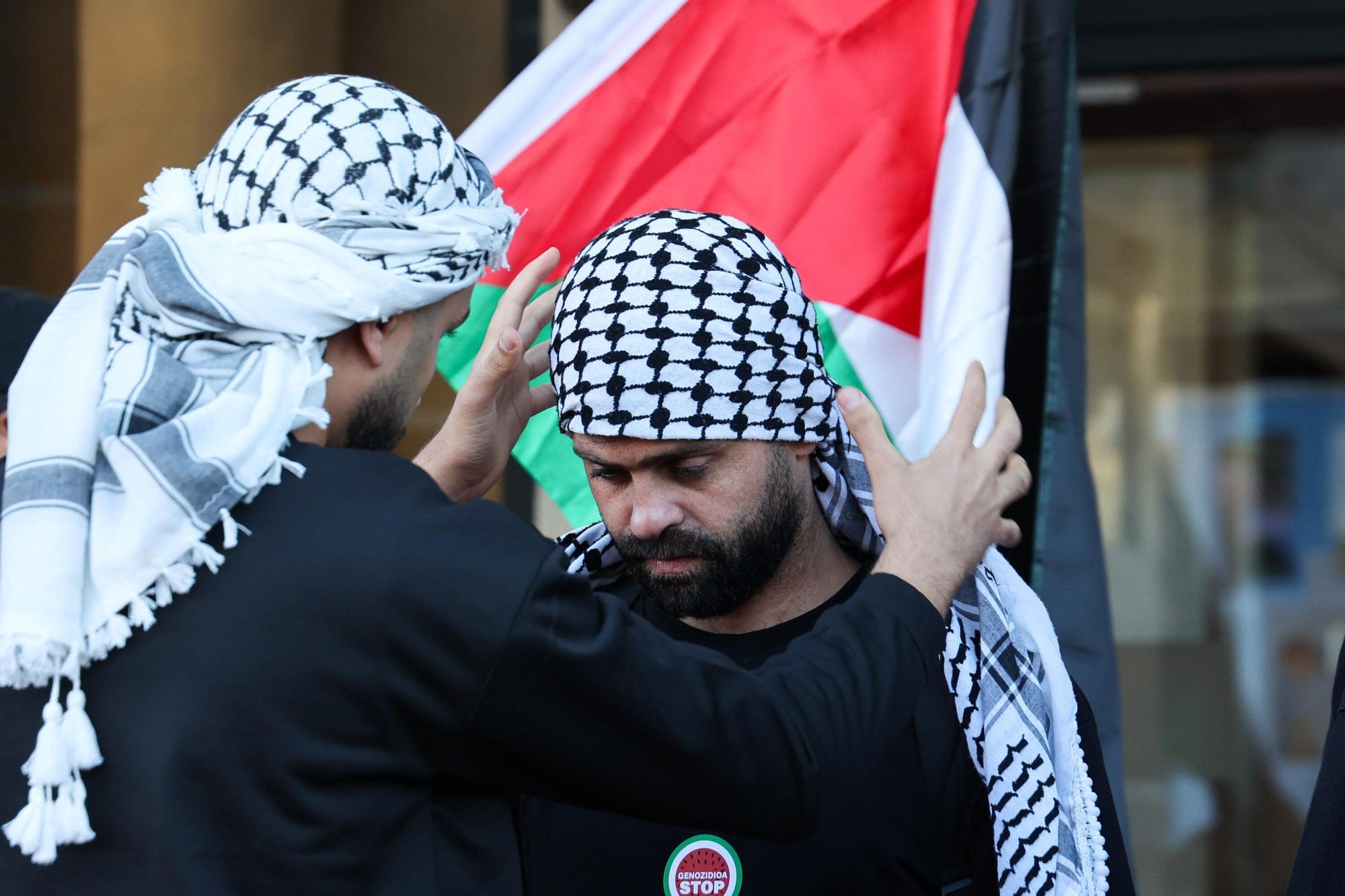 La voz de Hind Rajab | Fotos de la marcha en apoyo a Palestina en Donostia - San Sebastián