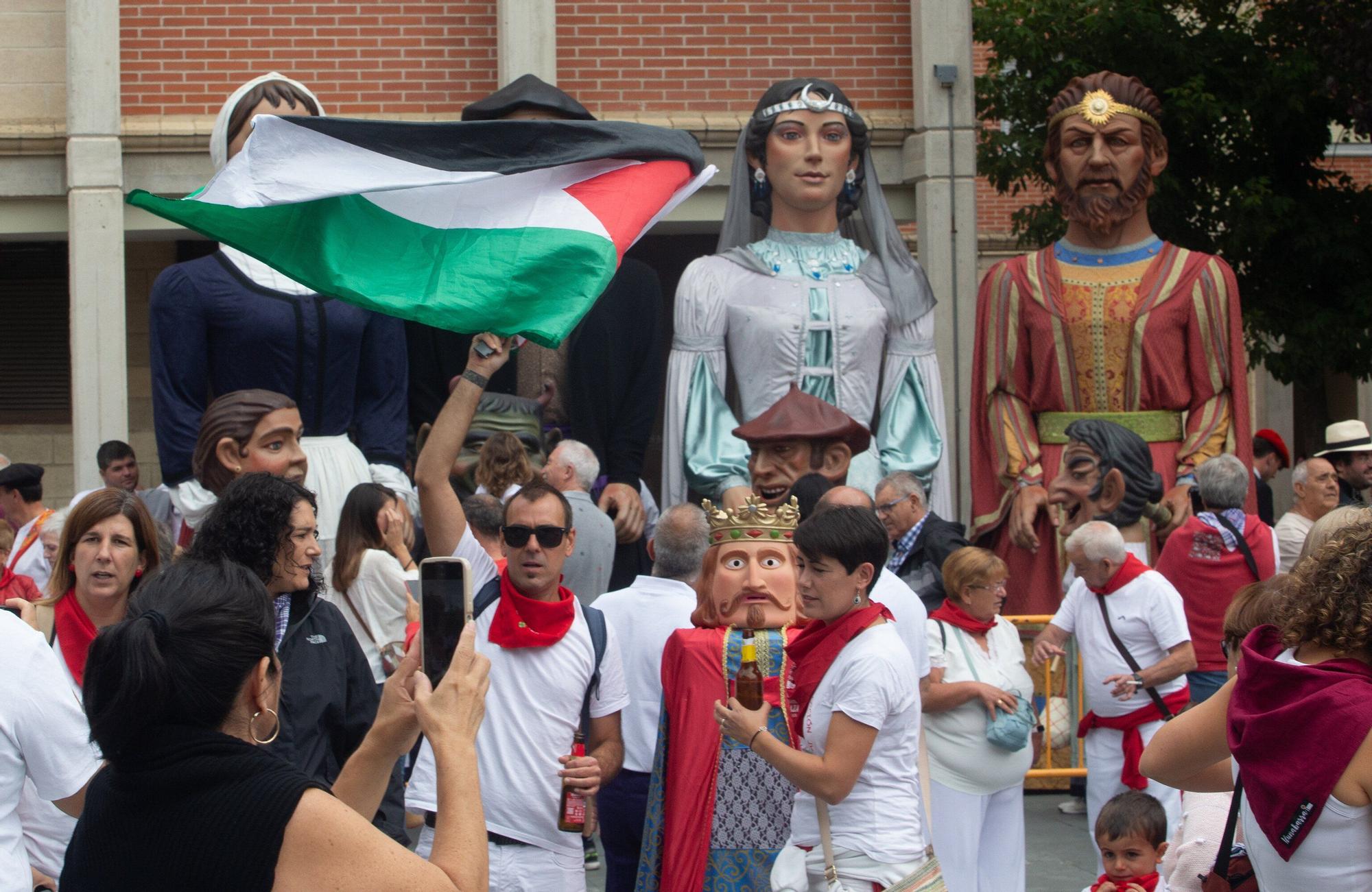 Fotos del cohete de fiestas de Zizur 2025