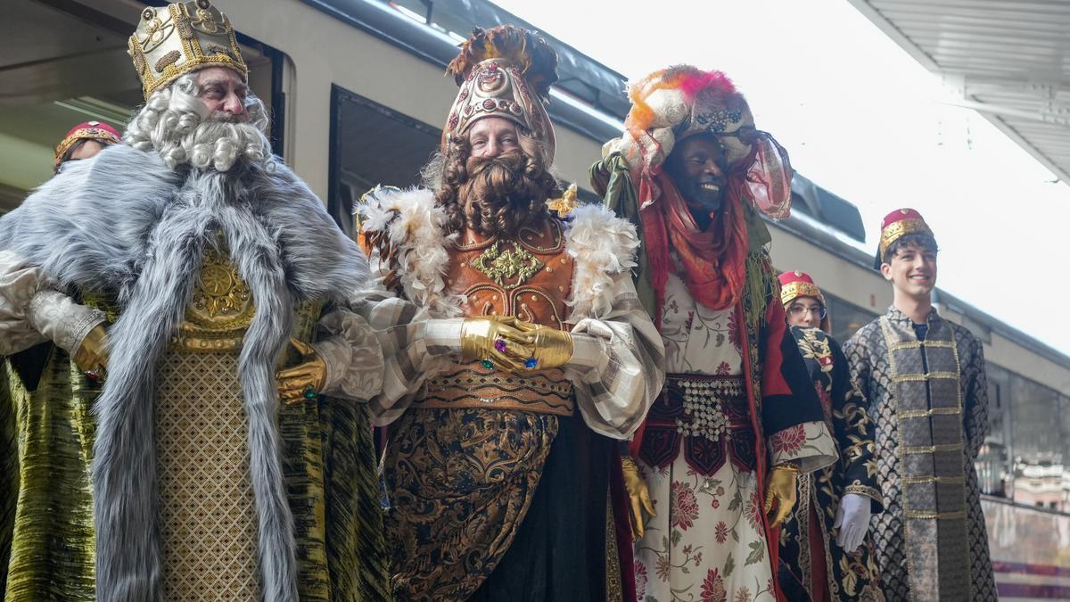 En imágenes: Los Reyes Magos ya han llegado a Gasteiz