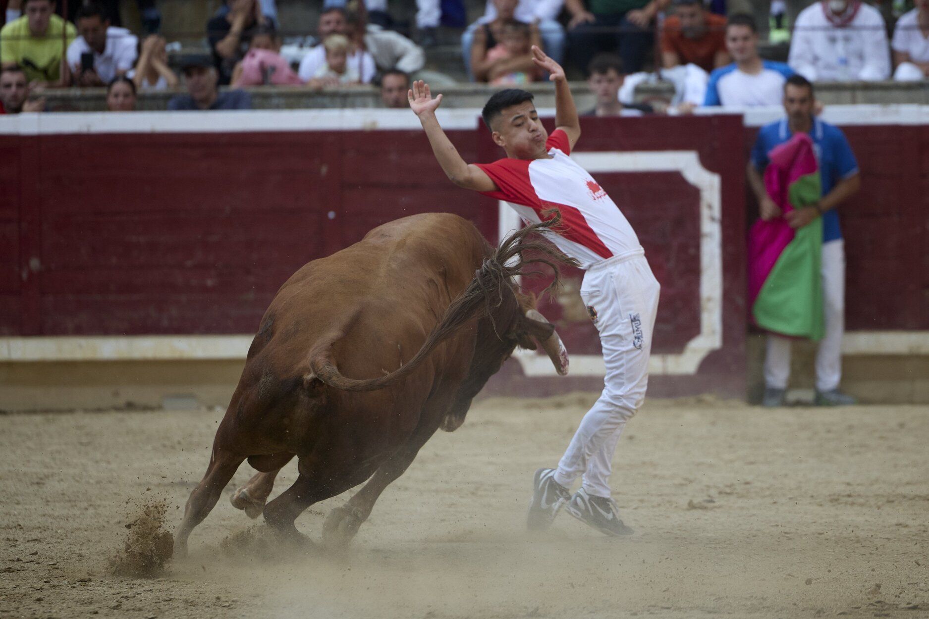 Fotos del concurso de recortadores de fiestas de Tafalla