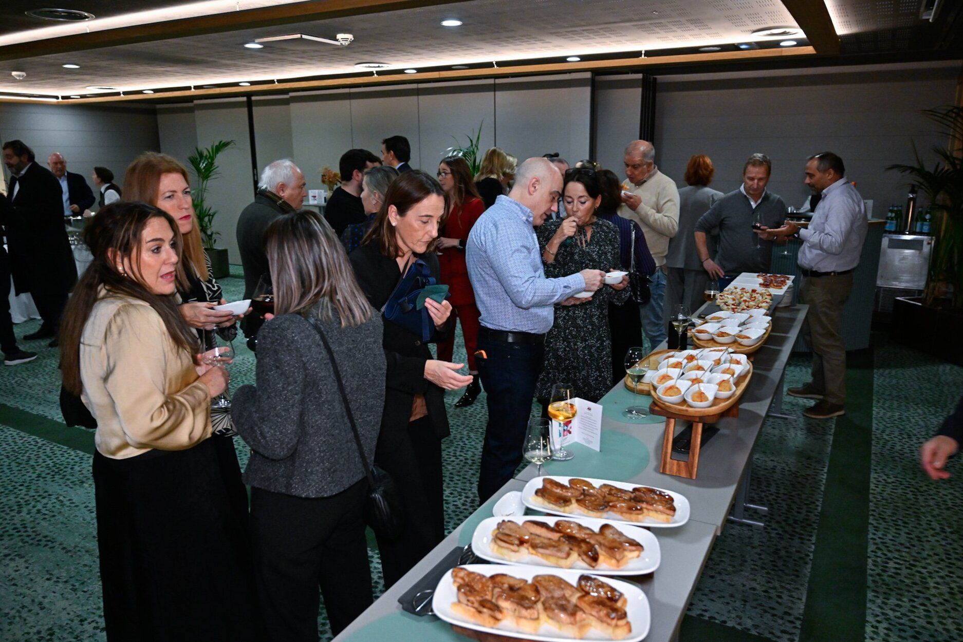 Brindis de Navidad del mundo publicitario
